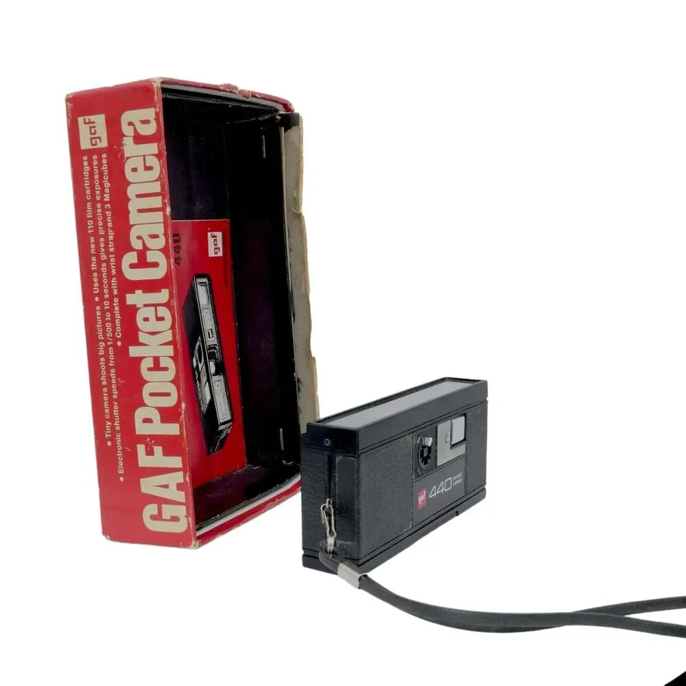 Vintage GAF 440 Pocket Camera Film Collectible Box Manual Functionality Unknown